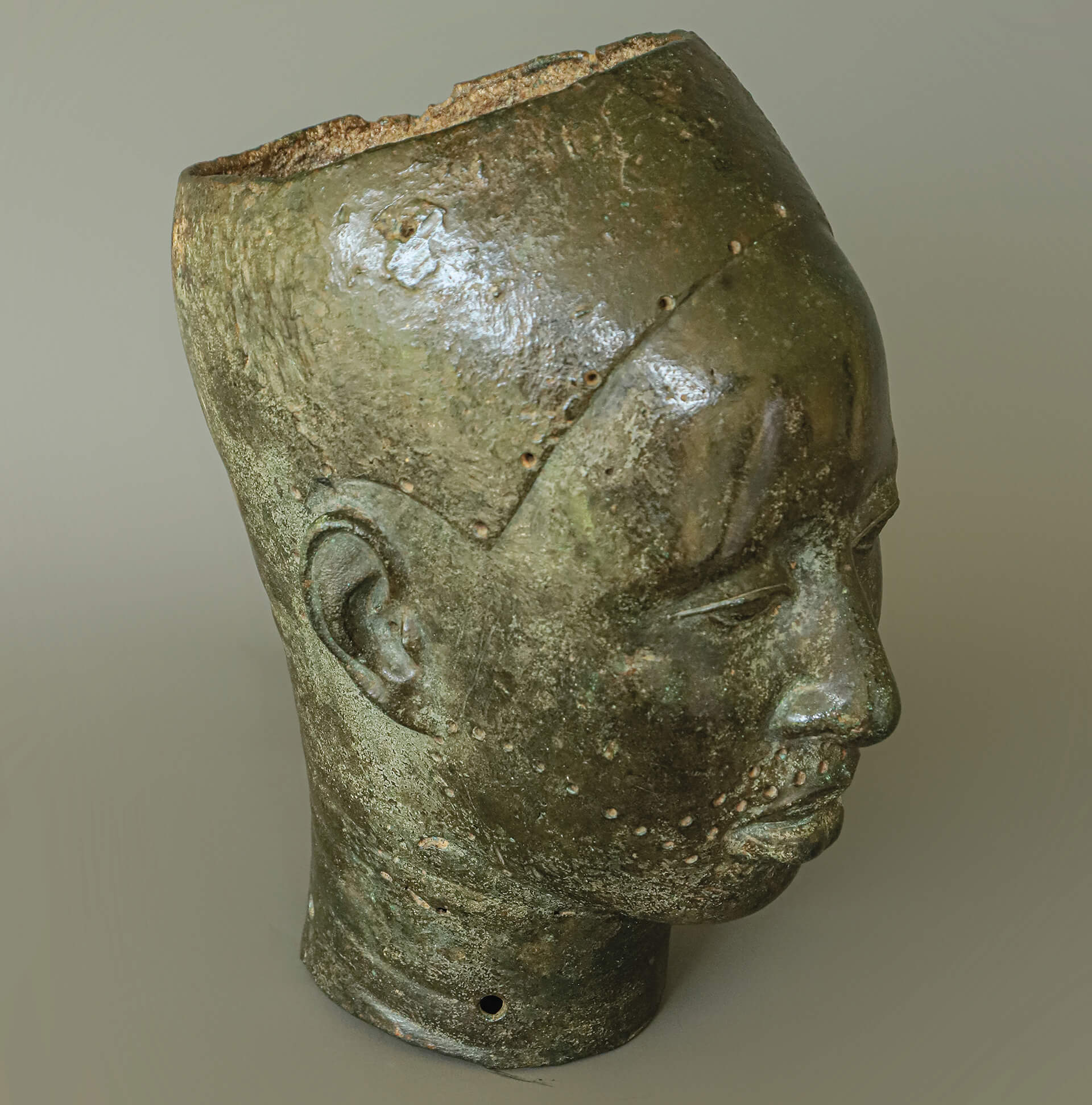 Ifè Bronze Memorial Head — 12 AD